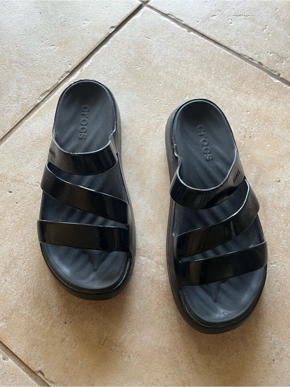 CROCS Women's Black Triple-Strap Slide Sandals